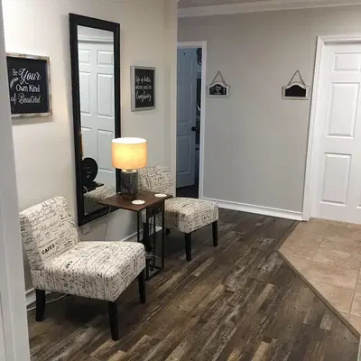 Leanna's Family Cuts Salon