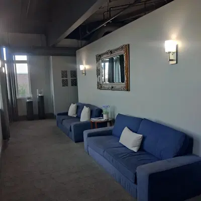 Liv Salons