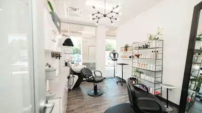 Sara Armetta Salon