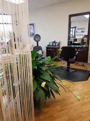 Studio 21 Hair & Nail Salon