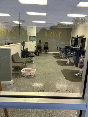 Colonial Barber & Beauty Inc