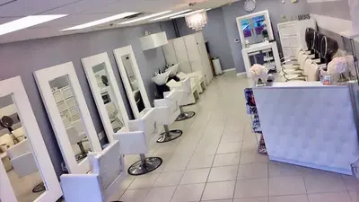 Premiere Hair Lounge
