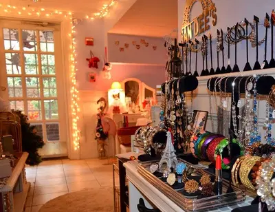 Sandee's Hair Studio Privee