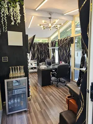 Sopressd Nails and Wax Salon