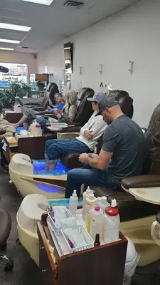 Kim’s Nails