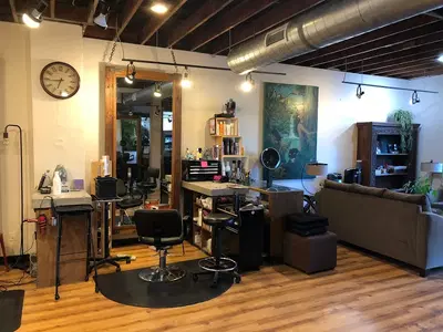 Roots Salon and Spa