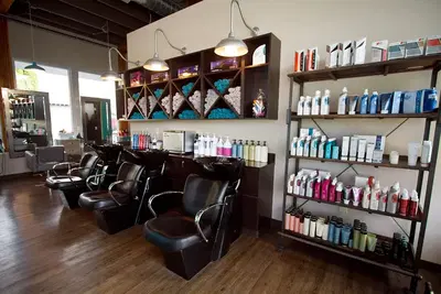 Ashlyn Jamyson Salon
