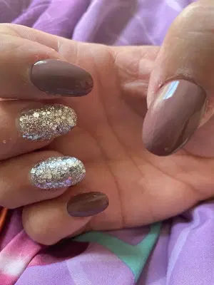 D K Nails
