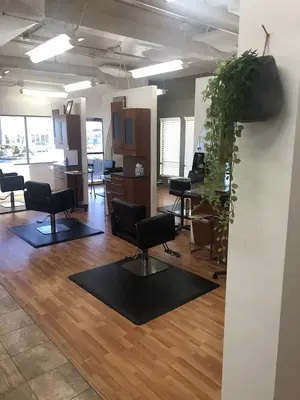 Aqua Salon