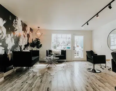 Ashlei Peyton Salon