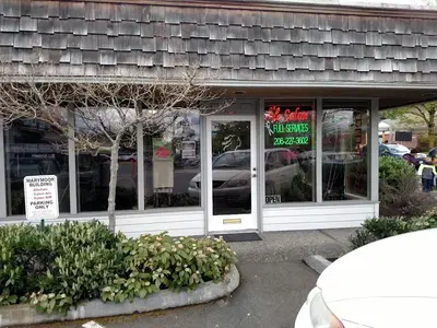 Alo Salon