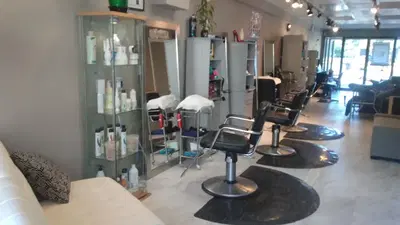 Headquarters Hair & Beauty Salon