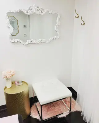 Sola Salon Studios