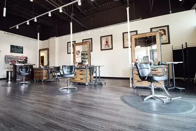 Asante Salon