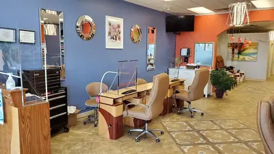 Beauty & Nails