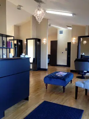 Salon M