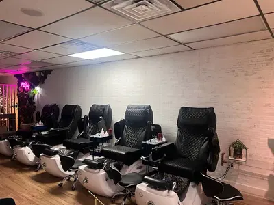 Salon Willow